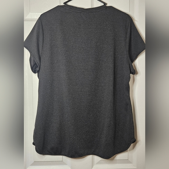 NWOT Avia Athletic Top - Picture 2 of 4